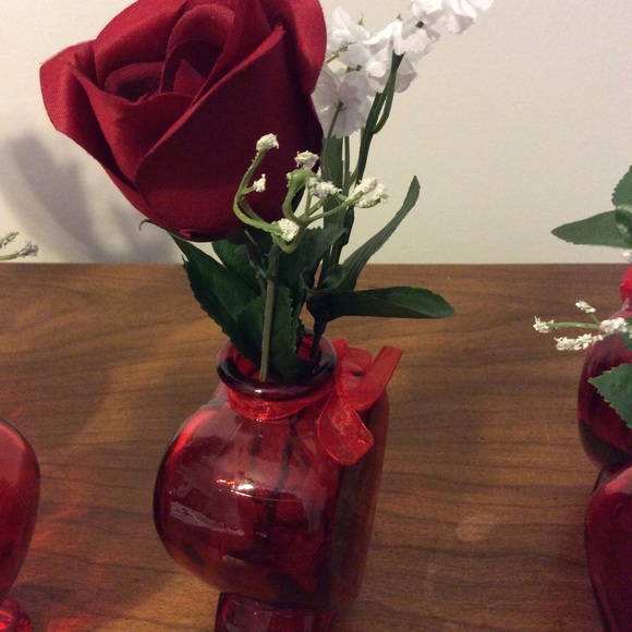 6 Small Heart Vases - Picture 5 of 8